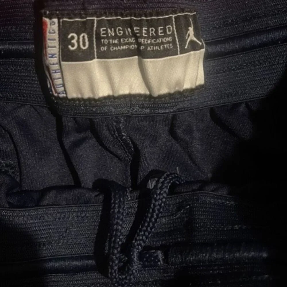 NIKE DALLAS MAVERICK TEAM BASKETBALL SHORTS